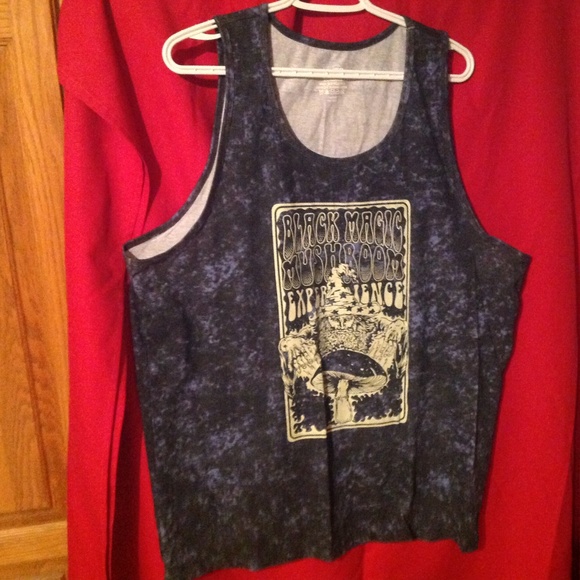Black Magic Mushroom tank top - Picture 2 of 4